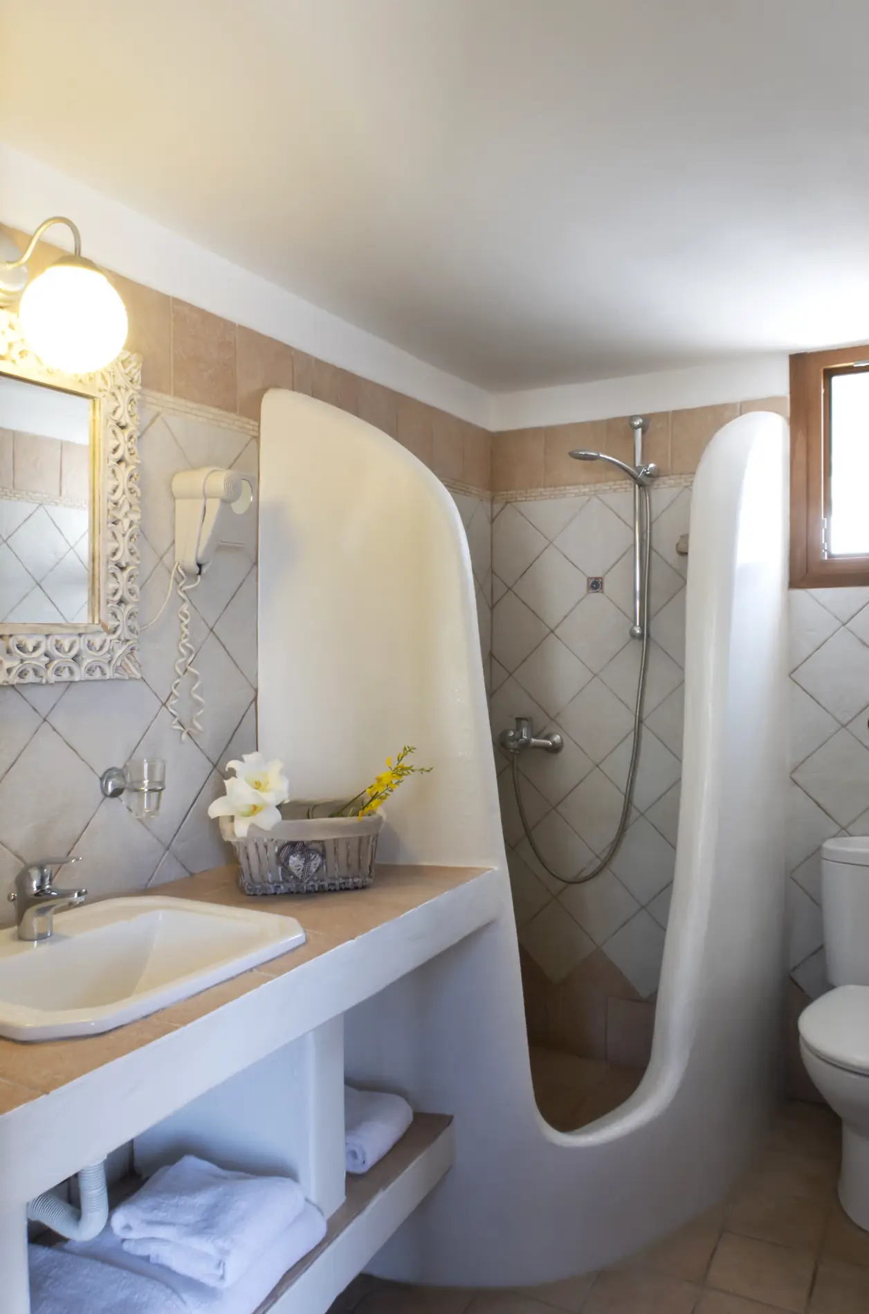 Sea-View Suite - view 7