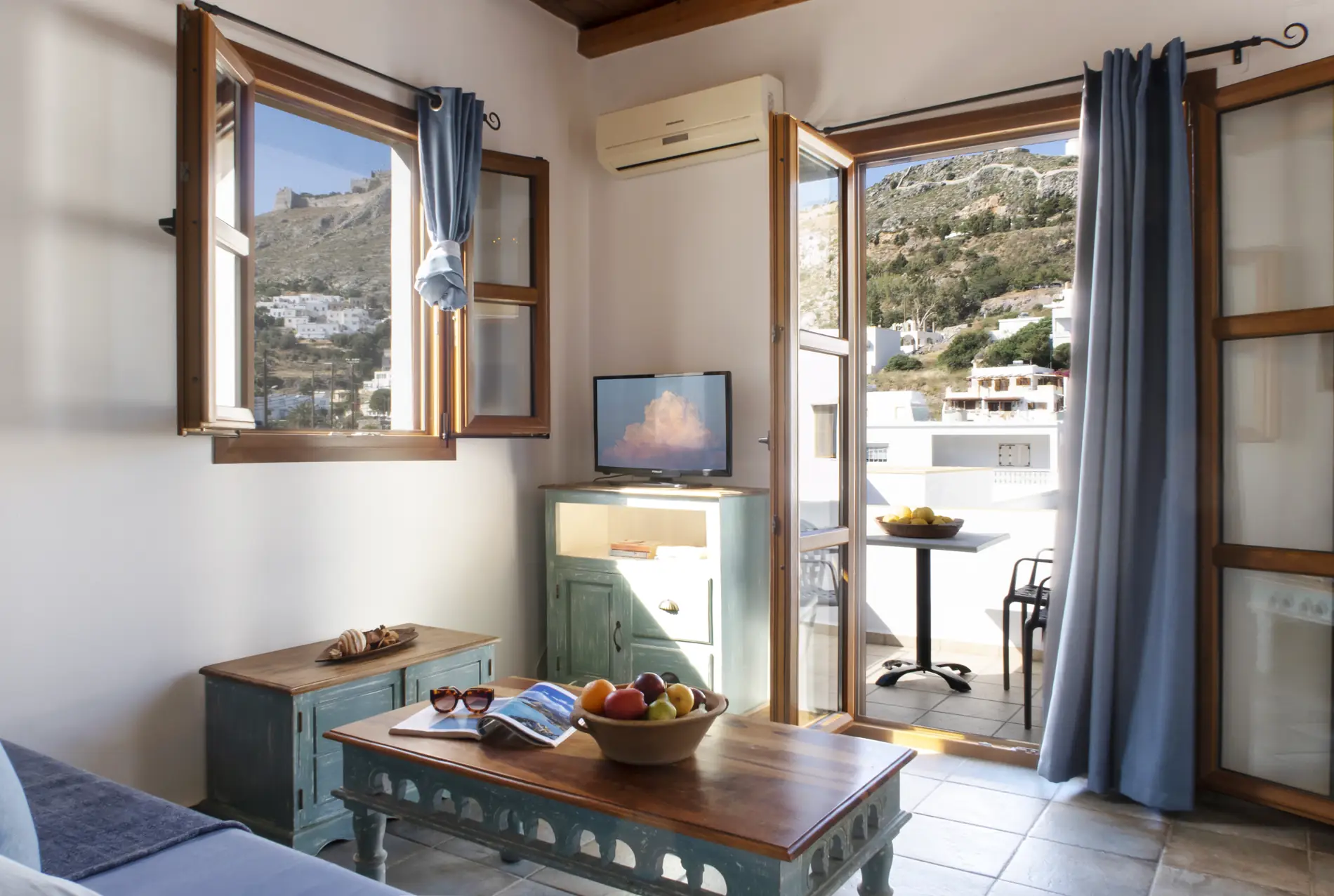 Apartment Eight - view 4